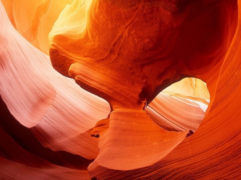 168233463_Light-and-Shadow-in-Antelope-Canyon-Arizona